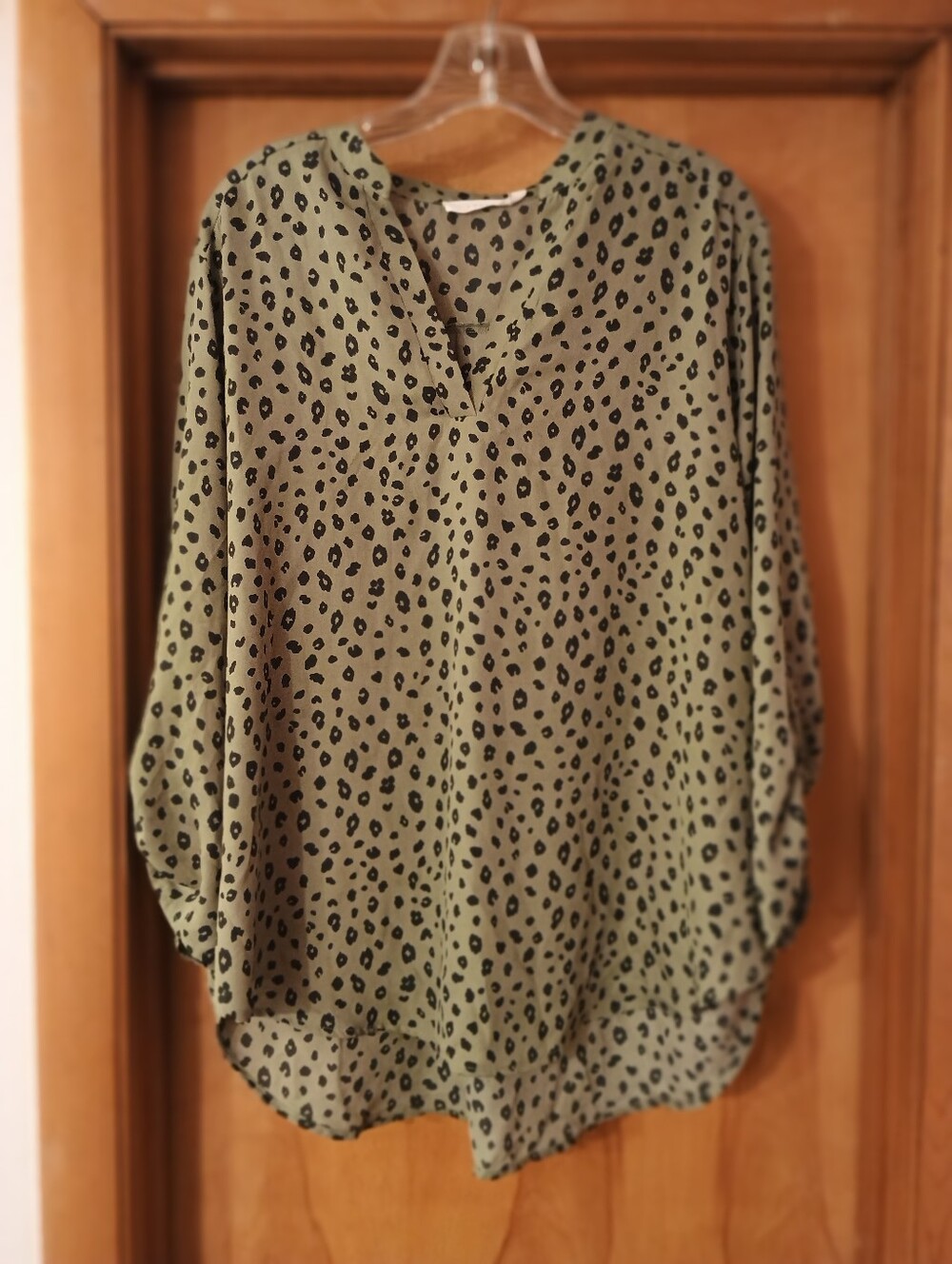 Lush Warren Split Neck Blouse women’s 2XL top green preppy classic leopard print